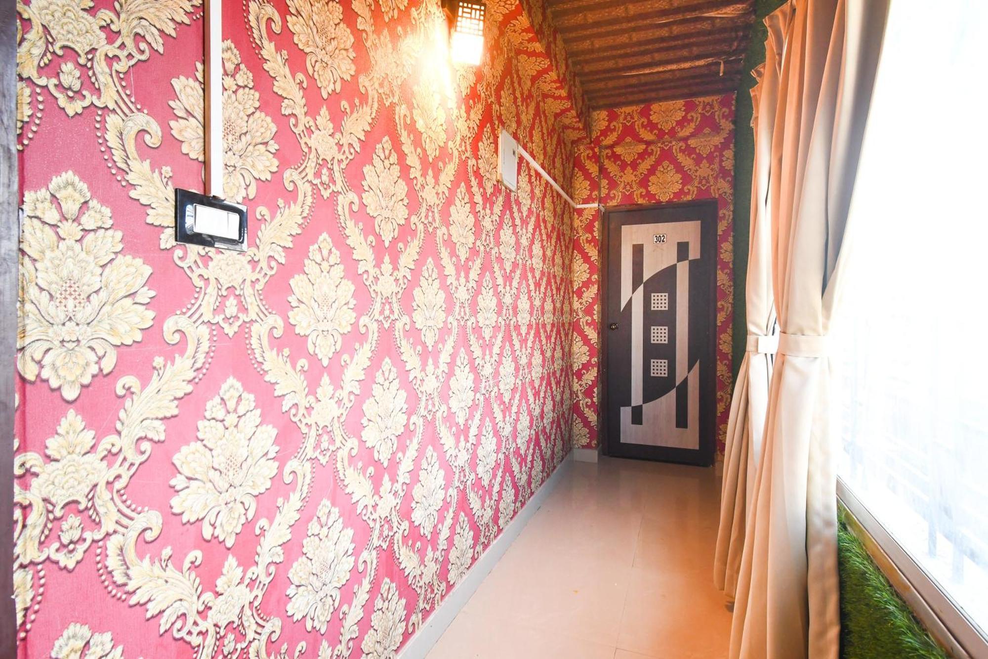 Super Hotel O Champasari Siliguri Formerly Four Fox Suits Panchanai Екстер'єр фото
