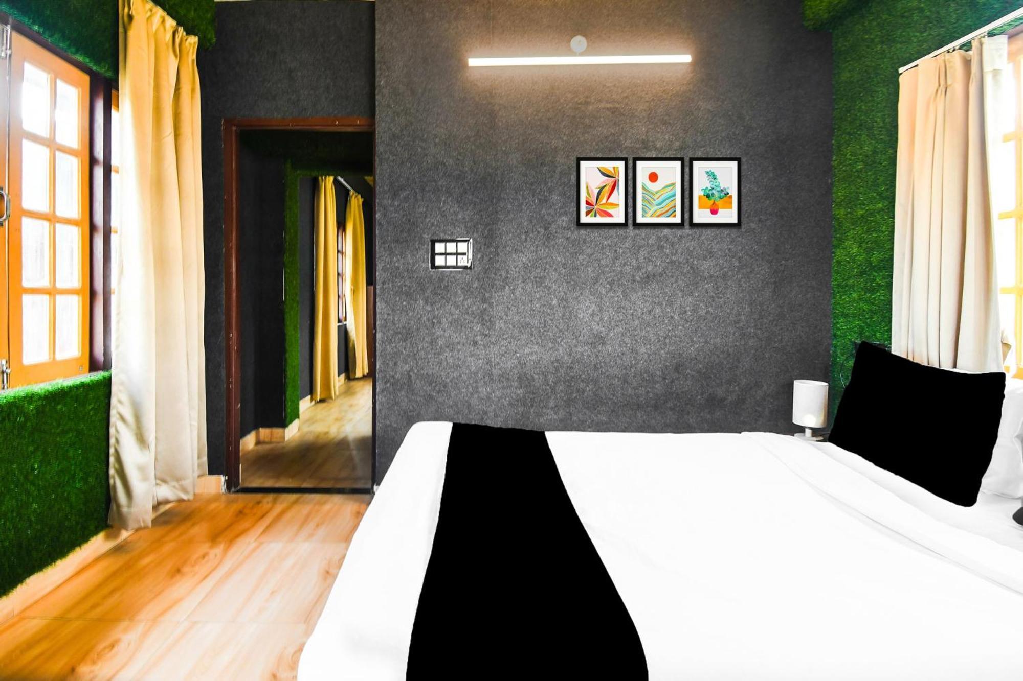 Super Hotel O Champasari Siliguri Formerly Four Fox Suits Panchanai Екстер'єр фото